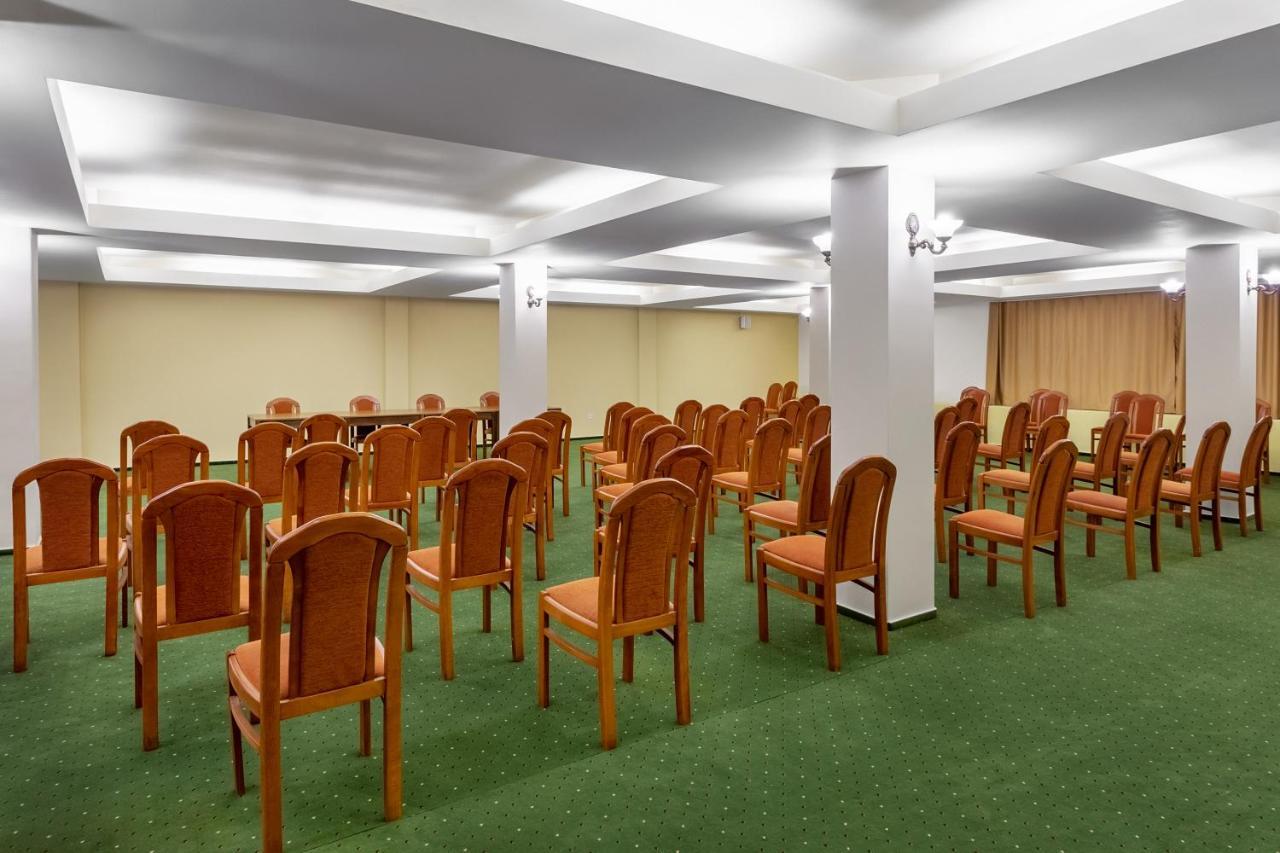 Hotel Bega Ефоріє-Норд Екстер'єр фото