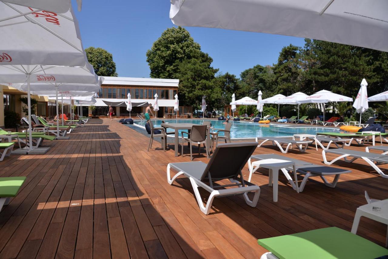 Hotel Bega Ефоріє-Норд Екстер'єр фото